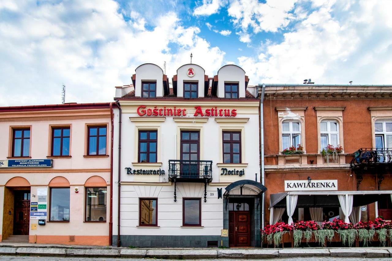 Gosciniec Asticus Bed and Breakfast Jarosław Esterno foto