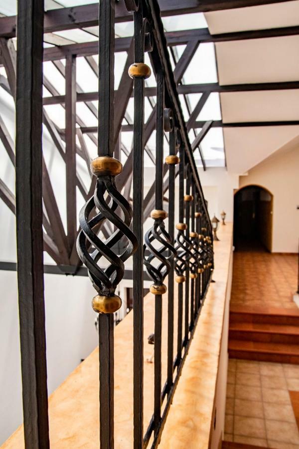 Gosciniec Asticus Bed and Breakfast Jarosław Esterno foto