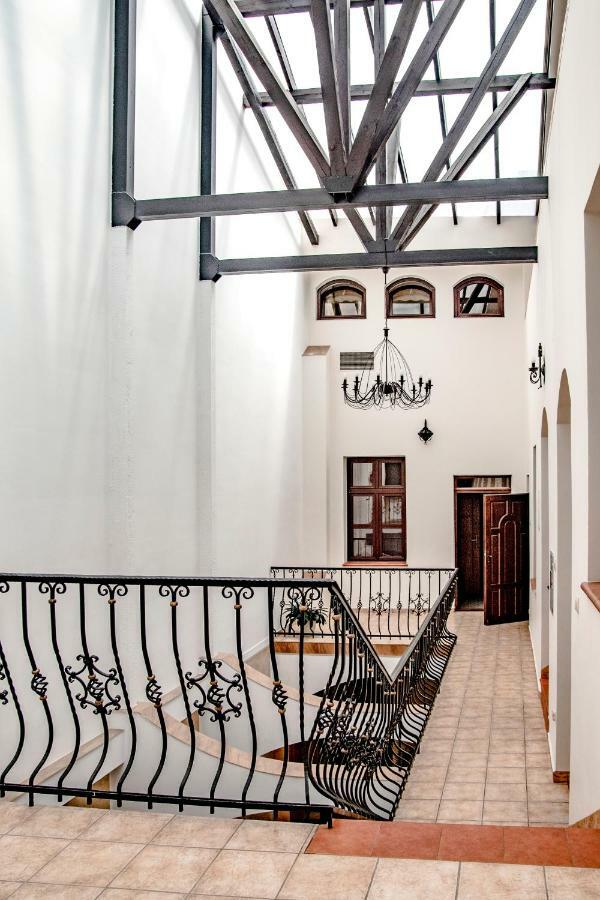 Gosciniec Asticus Bed and Breakfast Jarosław Esterno foto